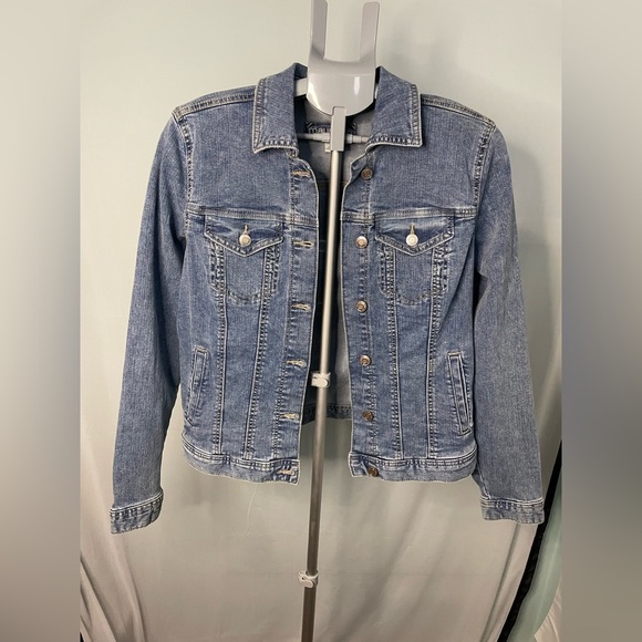 NWOT‎ Maurices Blue Jean Jacket Size small - Picture 2 of 9